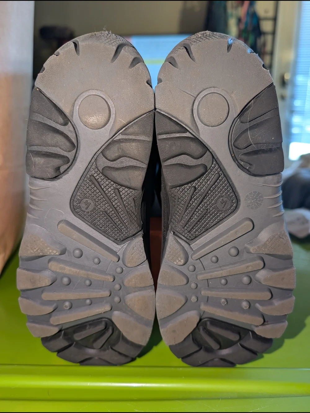 Kamik Waterproof Insulated Size 4 Winter Snow Boots